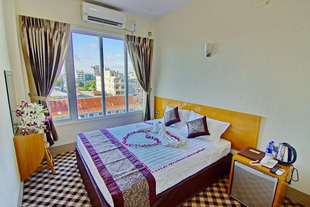 מנדלאי Hotel Victory Point חדר תמונה