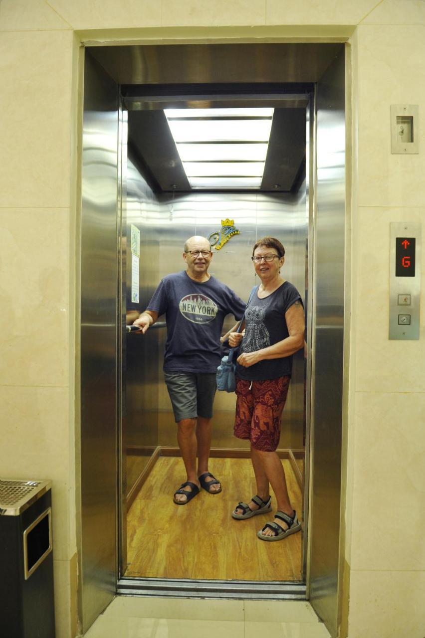 מנדלאי Hotel Victory Point מראה חיצוני תמונה