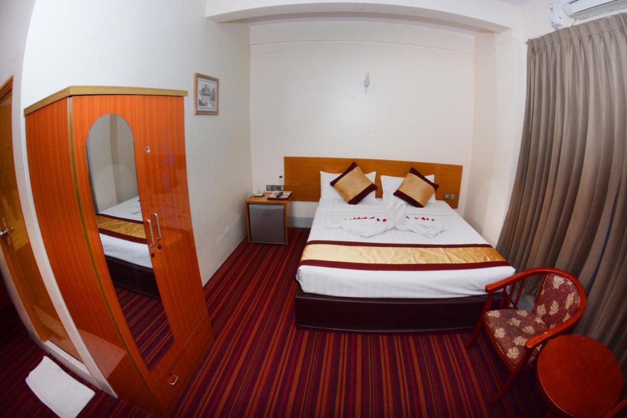 מנדלאי Hotel Victory Point מראה חיצוני תמונה